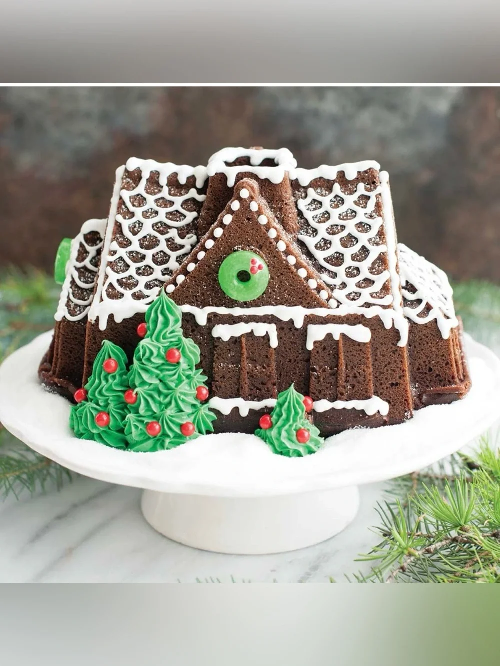 Nordicware Festive Red Gingerbread House Cast Heavy Duty Bundt Cake Mold